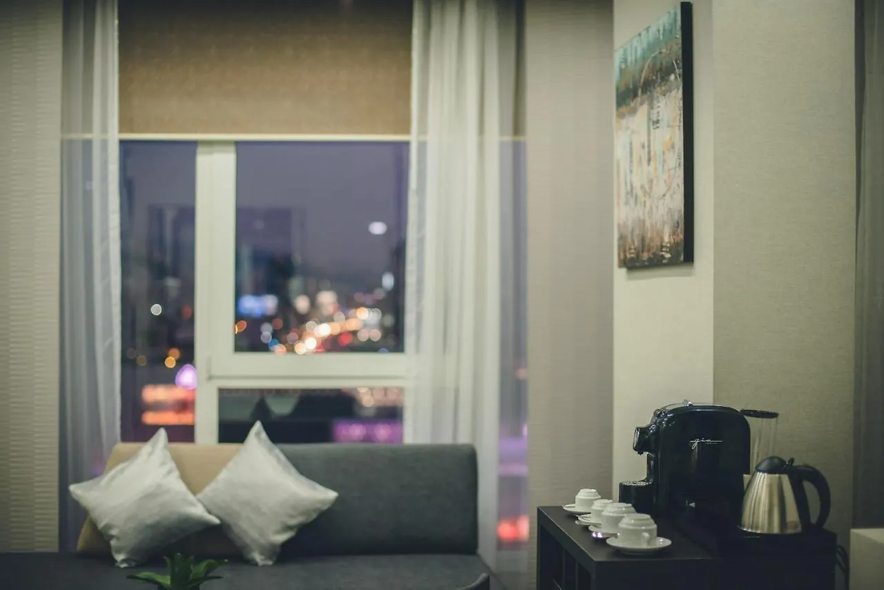 Louis V Hotel Beirut 5*,