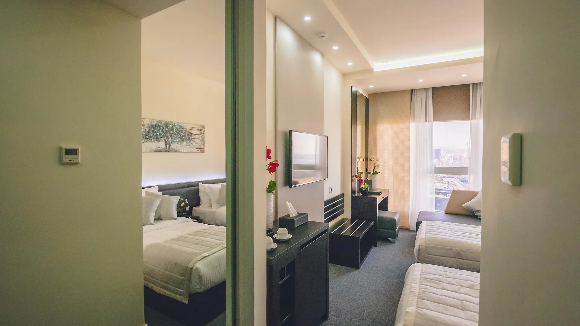 Louis V Hotel Beirut 5*,