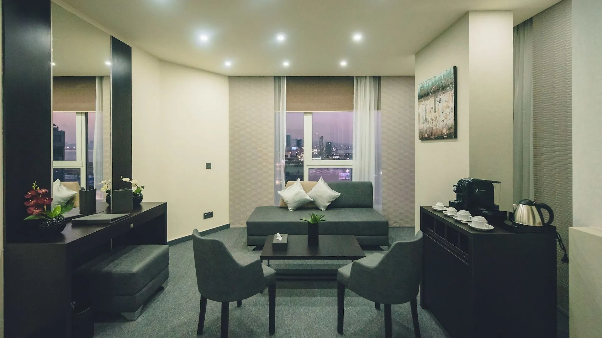 Louis V Hotel Beiroet 5*,